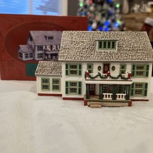 Hallmark The Sarah Plain And Tall Collection - Sarah's Maine Home